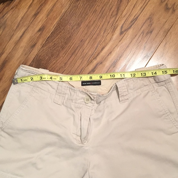 New York & Co. khaki shorts - Picture 3 of 4